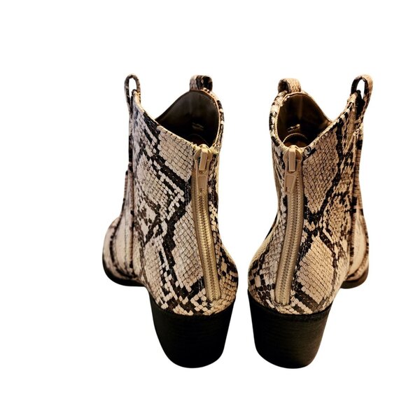 Style & Co. Mykenna Snake Print Ankle Booties Western Cowgirl Zip Closure Sz. 7. - Picture 9 of 10